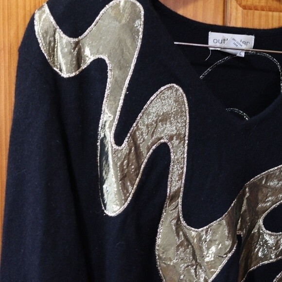 Outlander Vintage Black Metallic Gold Swirl Abstract Wool Angora Sweater - Picture 5 of 15